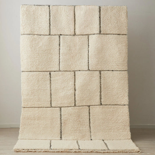 Beni Ourain rectangular rug, 2.5 x 1.6 meters